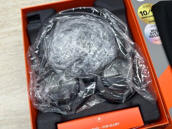SteelSeries Arctis Nova Pro Wireless - 5