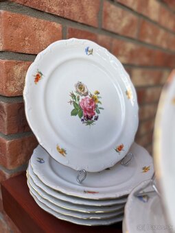 25 ks porcelánu - 5