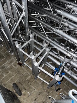 Stage Taf 7x5 - 5