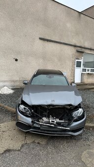 Mercedes-Benz E250 - 5