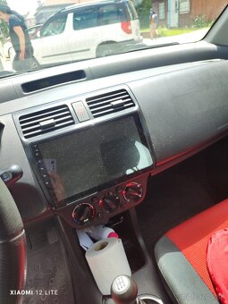 Suzuki Swift 1.3 68kw - 5