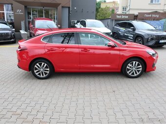 Hyundai i30 FB 1.6CRDi 100kW TAŽNÉ ČR 1MAJITEL SERVISKA - 5