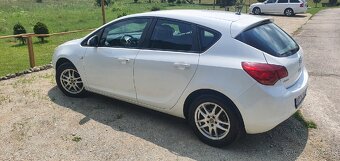 Opel Astra J - 5