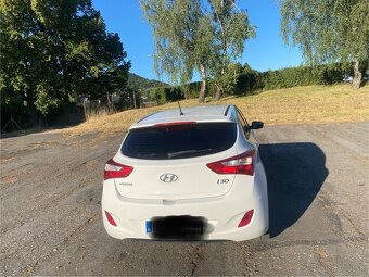 Hyundai i30 1.4 Benzín - 5