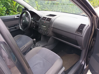 Volkswagen polo 1.2 benz. family klima top stav - 5