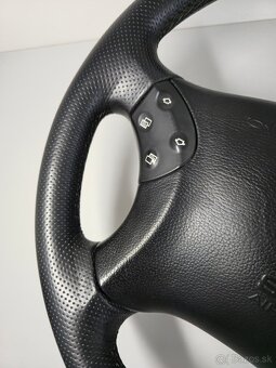 KOŽENÝ VOLANT MERCEDES-BENZ - 5