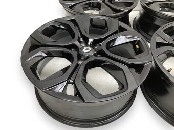 Alu disky Renault, Dacia R18 5x114,3 čierne - 5