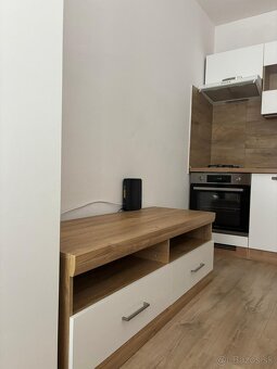 Prenajmem garzónku - 5