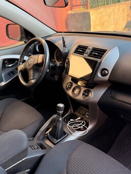 Toyota rav4 - 5