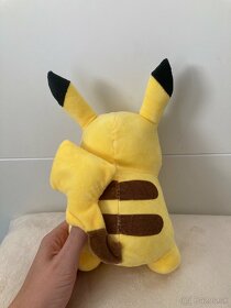Nové plyšové hračky Pokémon Pikachu Chardor Squirtle - 5