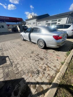 Predám BMW 730d F01 180 kW + chip, 2009, 266 000 km, koža, z - 5