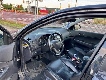 Hyundai I30 1.6CRDI nová STK EK ‼️ - 5