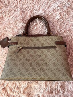 Predám kabelku Guess - 5