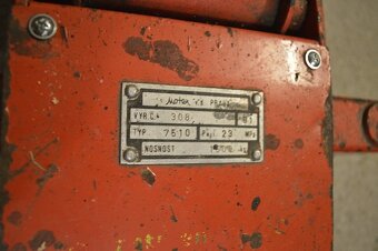 predam pojazdny hydraulicky jednostlpovy zdvihak Motex - 5