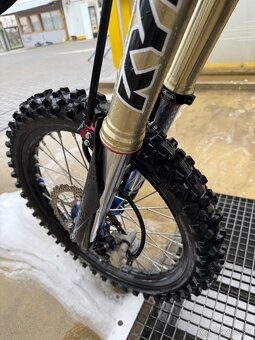 Yamaha yzf 250 top stav - 5