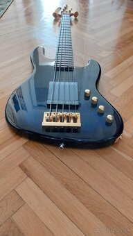 Predam/vymenim Levinson Blade B2 5 string bass Japan - 5