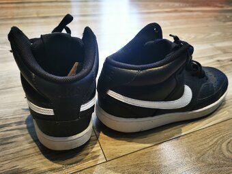 Botasky, nike, v. 39 - 5