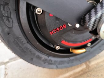 Elektricka kolobezka Teverun Fighter Mini Pro 2025 Carbon - 5