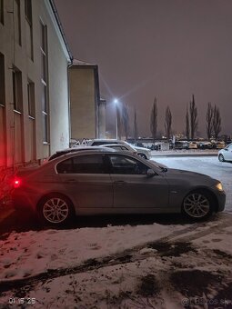 BMW E90 325i – 160 kW, automat - 5