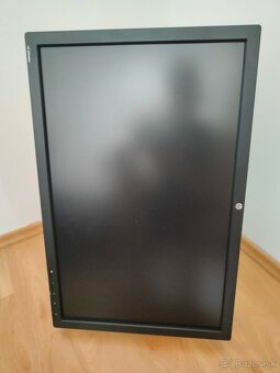 HP ZR2440w (24" IPS) ✅ - 5
