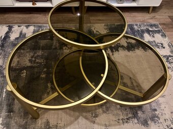 Zlatý konferenčný stolík - 5