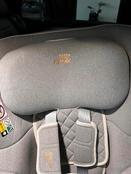 Britax Romer Dualfix M i-size - 5