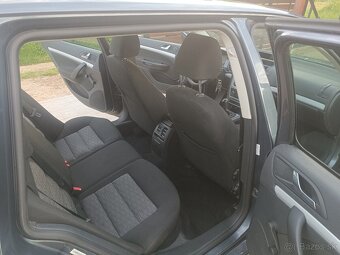 Predám škoda Octavia combi 2 facelift - 5