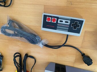 Nintendo Entertainment System NES konzola + 4x Mario modul - 5