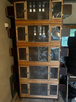 Chovná / hniezdiaca voliéra s 10 boxmi - 5