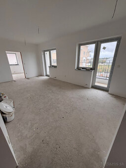 SENEC - EXKLUZÍVNE NA PREDAJ 3 izbový byt s vlastným kúrením - 5