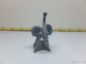 Set, staré skleněné figurky, slon, sněhulák, ježek. - 5