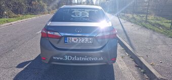 Toyota Corolla 1.4 Diesel, Zlata 2015+navigacia+2x komplety - 5