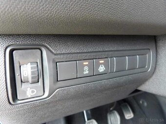 Predám Peugeot 1.5 blue hdi - 5