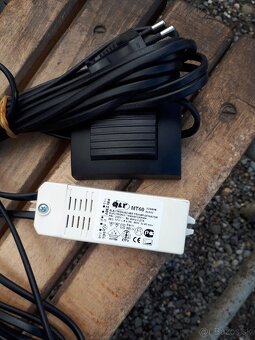 Led svetla do vitrín a sekretárov - 5