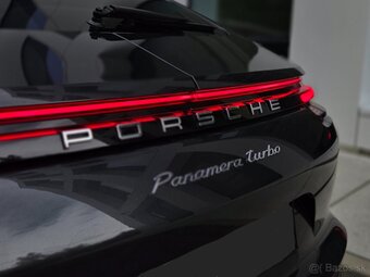 Porsche Panamera Turbo 4.0 V8 - 5