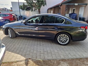 BMW 530i mHEV xDrive A/T8 252k Luxury (benzín) - 5