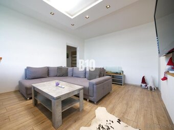 Príjemný 3i byt 76m2 s balkónom, loggiou a pivnicou v Trenčí - 5