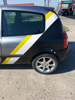 Renault Clio 1,6 16v Rally auto - 5