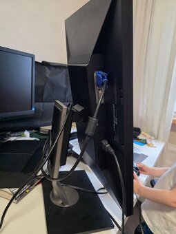LCD monitor 1920x1080 - 5