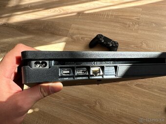 predám PS4 Slim 500GB. Všetko 100% stav nového kusu - 5