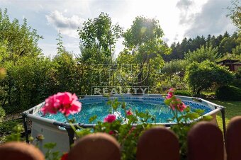 Záhrada s malebnou, zateplenou chatkou – Kalvária,... - 5