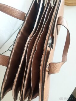 Dámska hnedá kabelka - 5