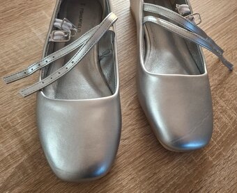 Nové strieborné balerínky Gate/Fisherfield 36 - 5