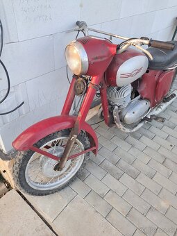 Jawa 250 - 5