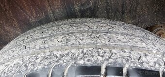 Continental 215/75R16C - 5