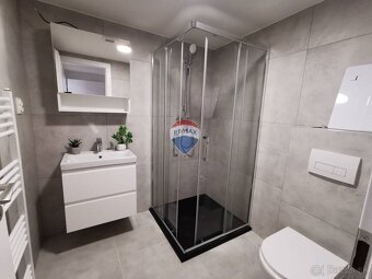 Na prenájom zrekonštruovaný 1,5 izbový byt, 40m2, ul. Šoltés - 5
