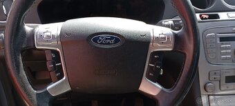 Ford s Max - 5