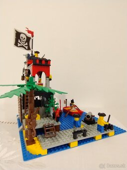 LEGO Pirates 6279 Skull Island - 5