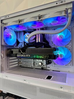 ⭐️ Ryzen 7 7800x3D, RTX 4070 Ti 12GB, 32GB RAM, 1TB, 850W - 5