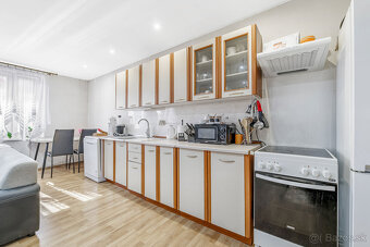 Na predaj útulný kamenný dom s garážou a záhradou |Turňa n/B - 5